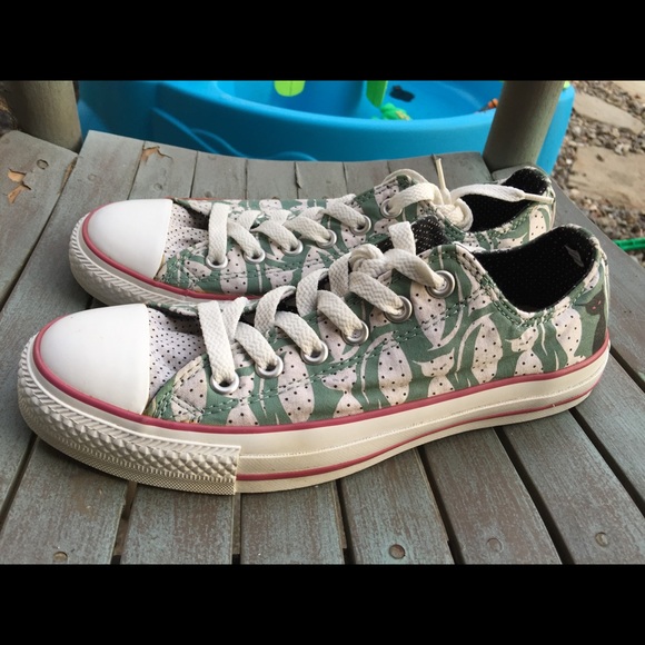 converse cats 2converse cats